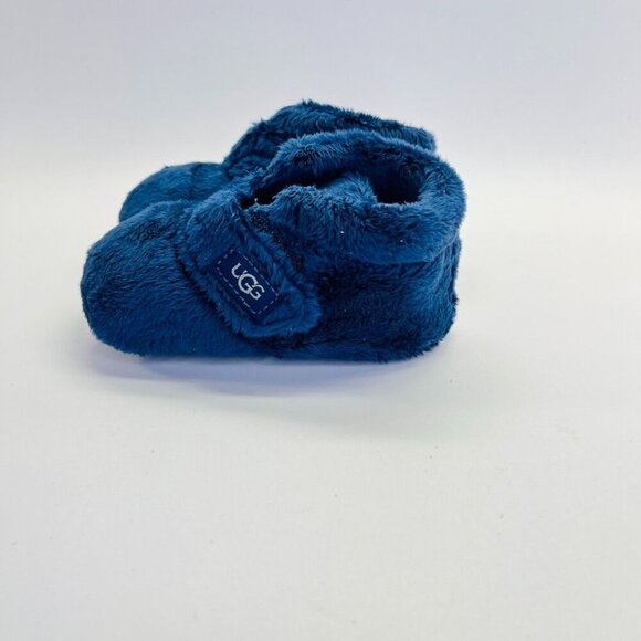 UGG Baby Bixbee Washable Slip-On Crib Shoes Infant Size 4/5 in Blue - Picture 1 of 11